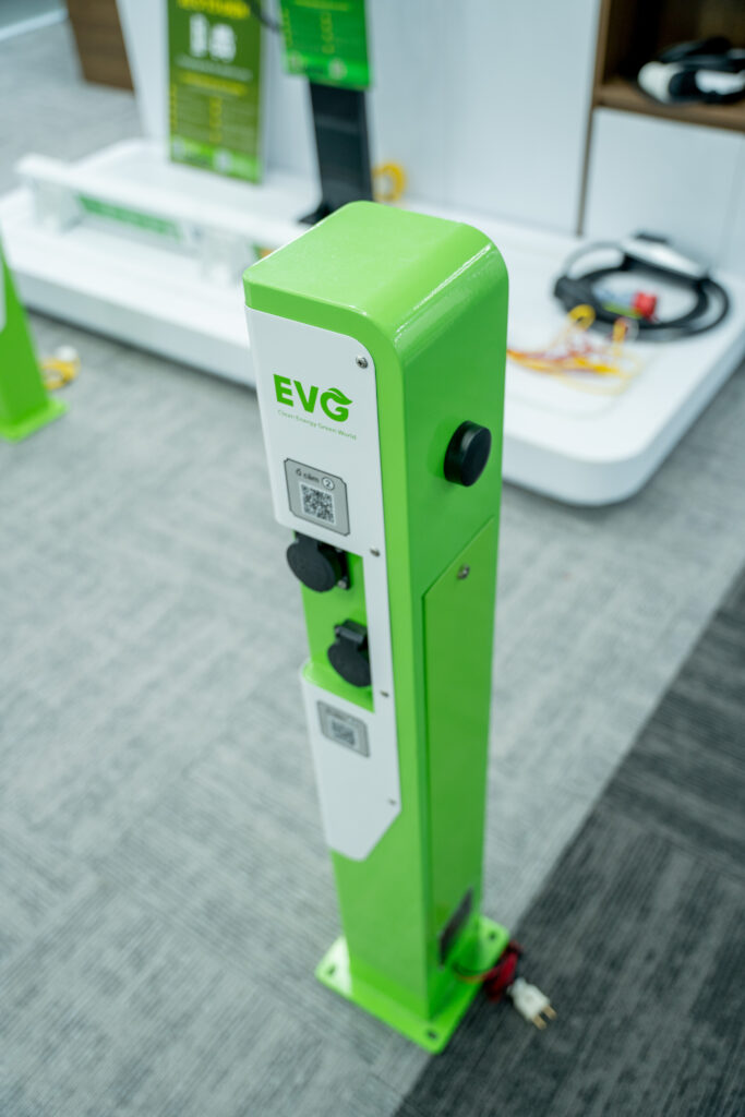 EV 002 – 4 cổng